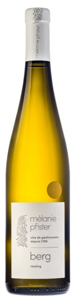 Melanie Pfister Riesling Berg bottle