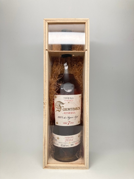 Picture of Fuenteseca Reserva Extra Anejo 7yr (Cosecha 2014) Tequila 750ml