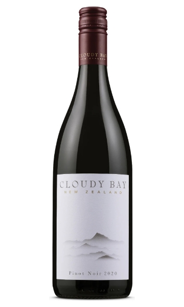 Cloudy Bay Pinot Noir bottle