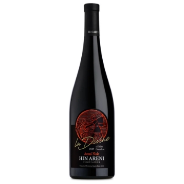 Hin Areni La Divine bottle