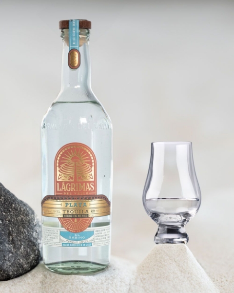 Picture of Lagrimas del Valle  El Sabino Plata Tequila 750ml