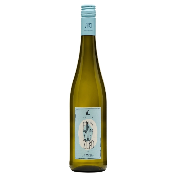 Leitz Eins Zwei Zero Riesling bottle